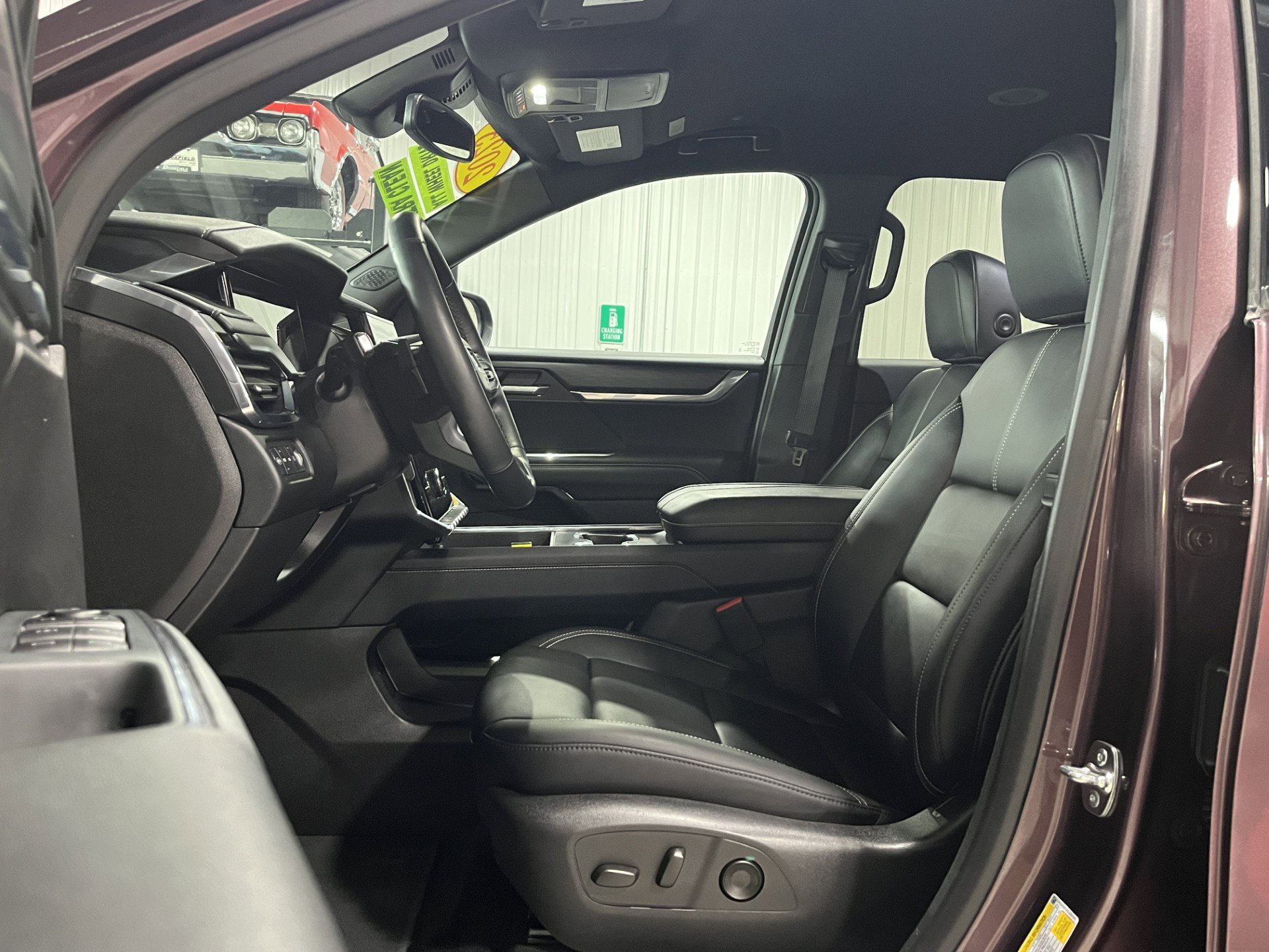 2025 GMC Acadia Elevation - Photo 11
