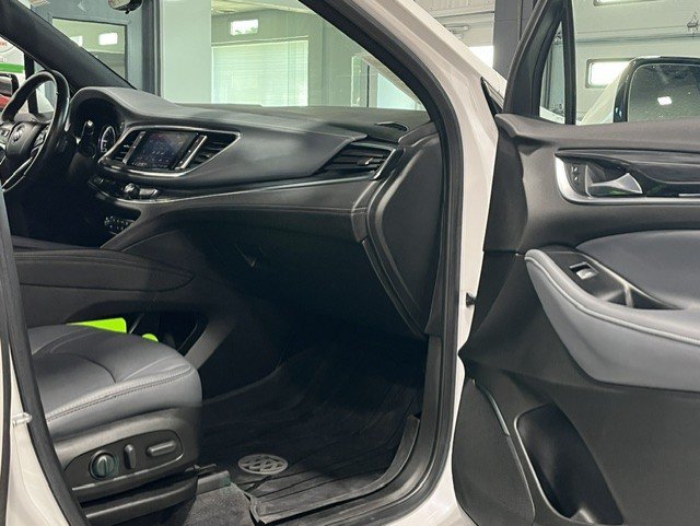 2023 Buick Enclave Essence - Photo 8