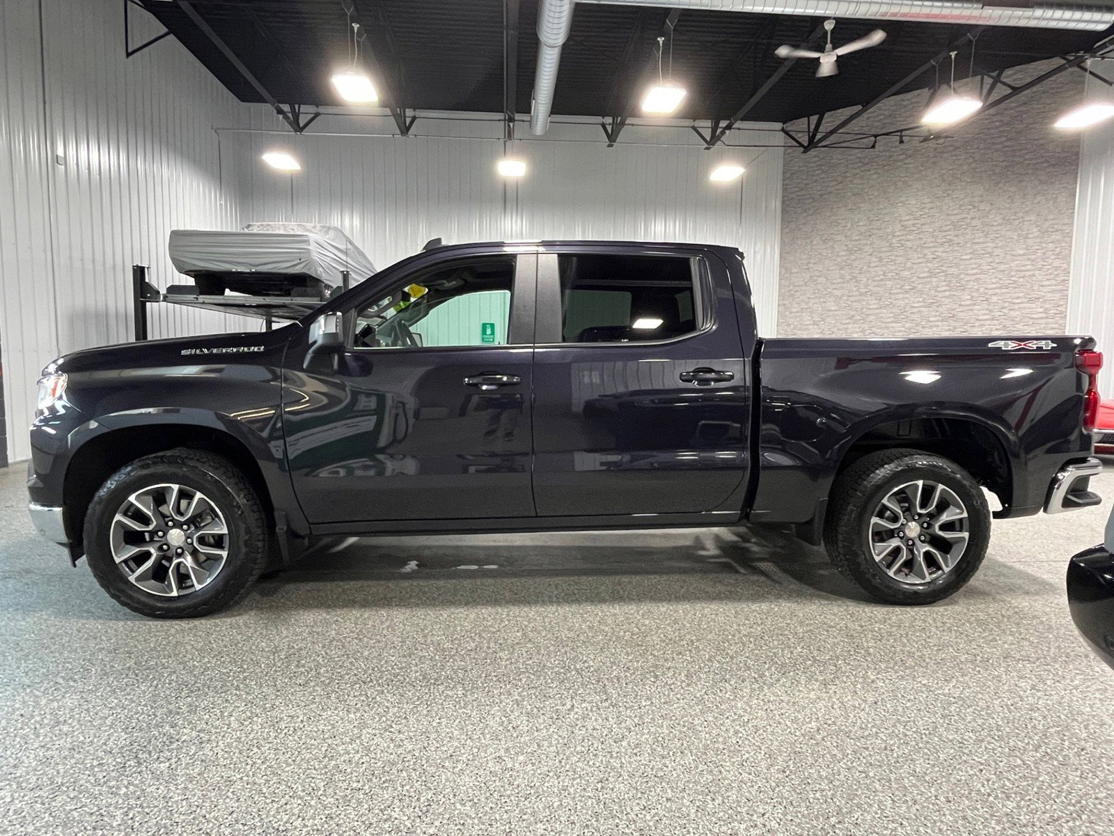 Certified 2022 Chevrolet Silverado 1500 LT with VIN 3GCPDKEK2NG537674 for sale in Brookfield, WI