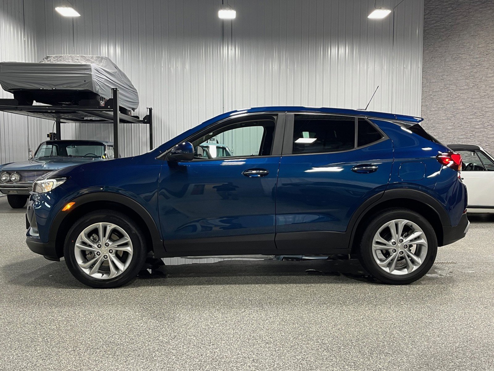 Certified 2021 Buick Encore GX Preferred with VIN KL4MMCSL9MB146948 for sale in Brookfield, WI