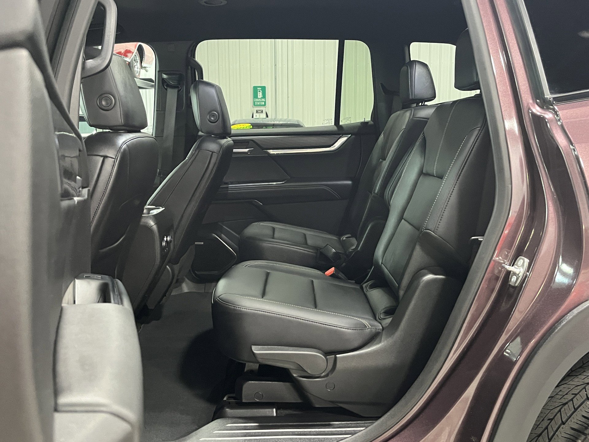 2025 GMC Acadia Elevation - Photo 9
