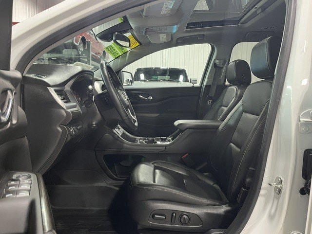 2023 GMC Acadia SLT - Photo 12