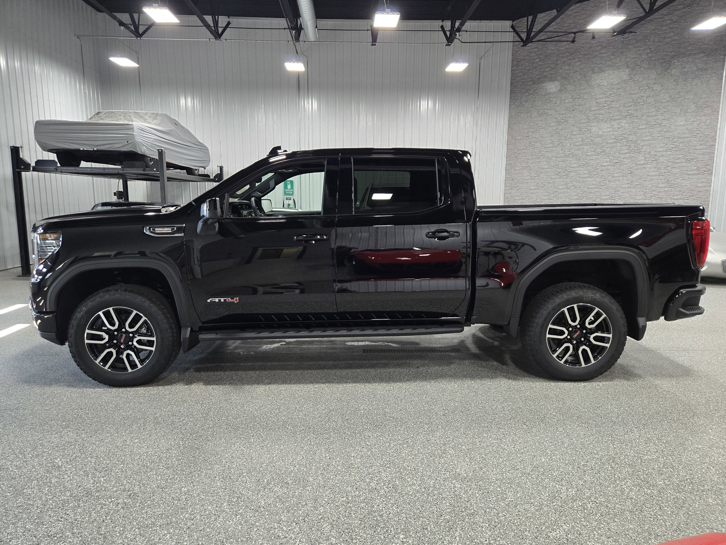 2026 Gmc Sierra 1500 AT4 photo 2