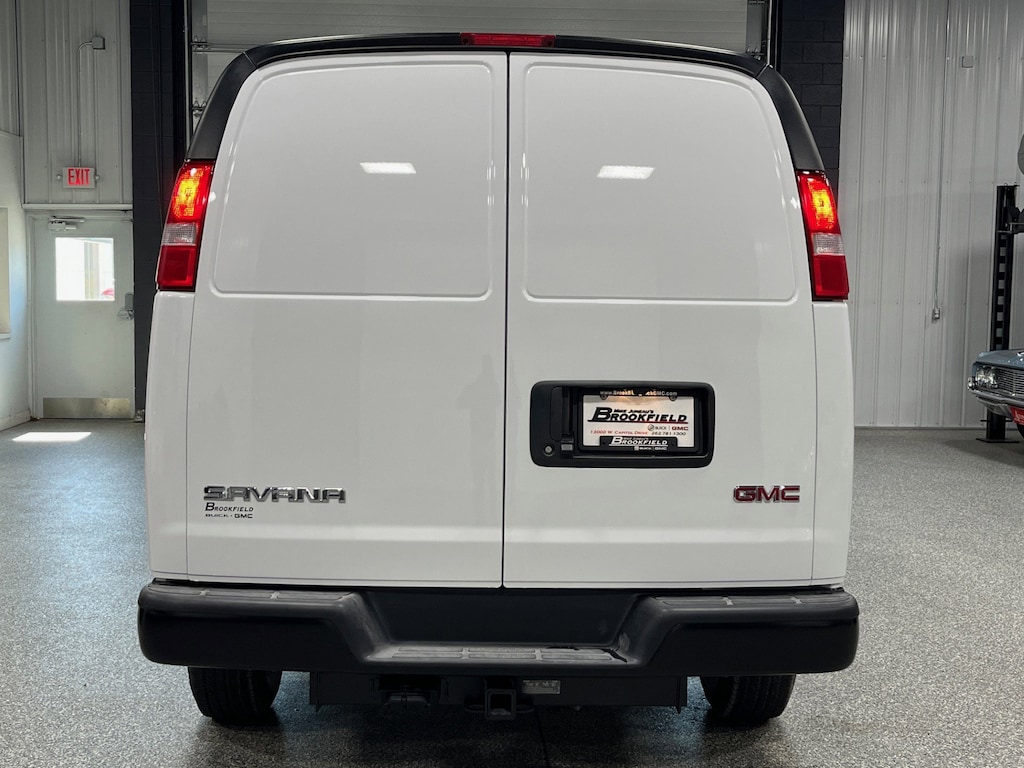 New 2025 GMC Savana Cargo 3500 Work Van Van