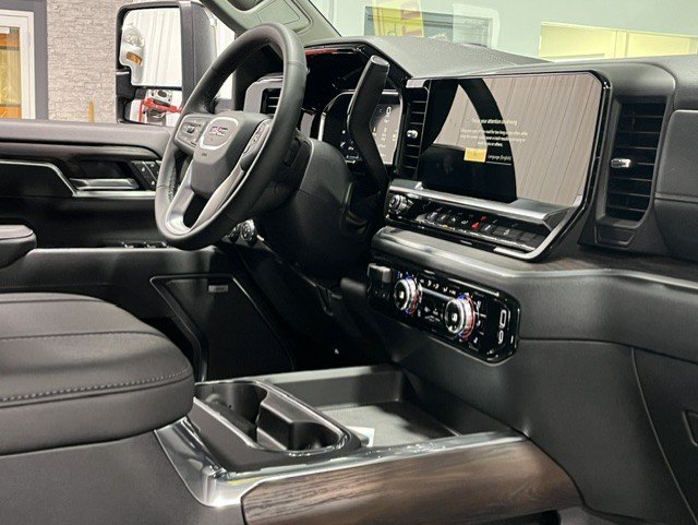 2026 GMC Sierra 2500HD SLT - Photo 8