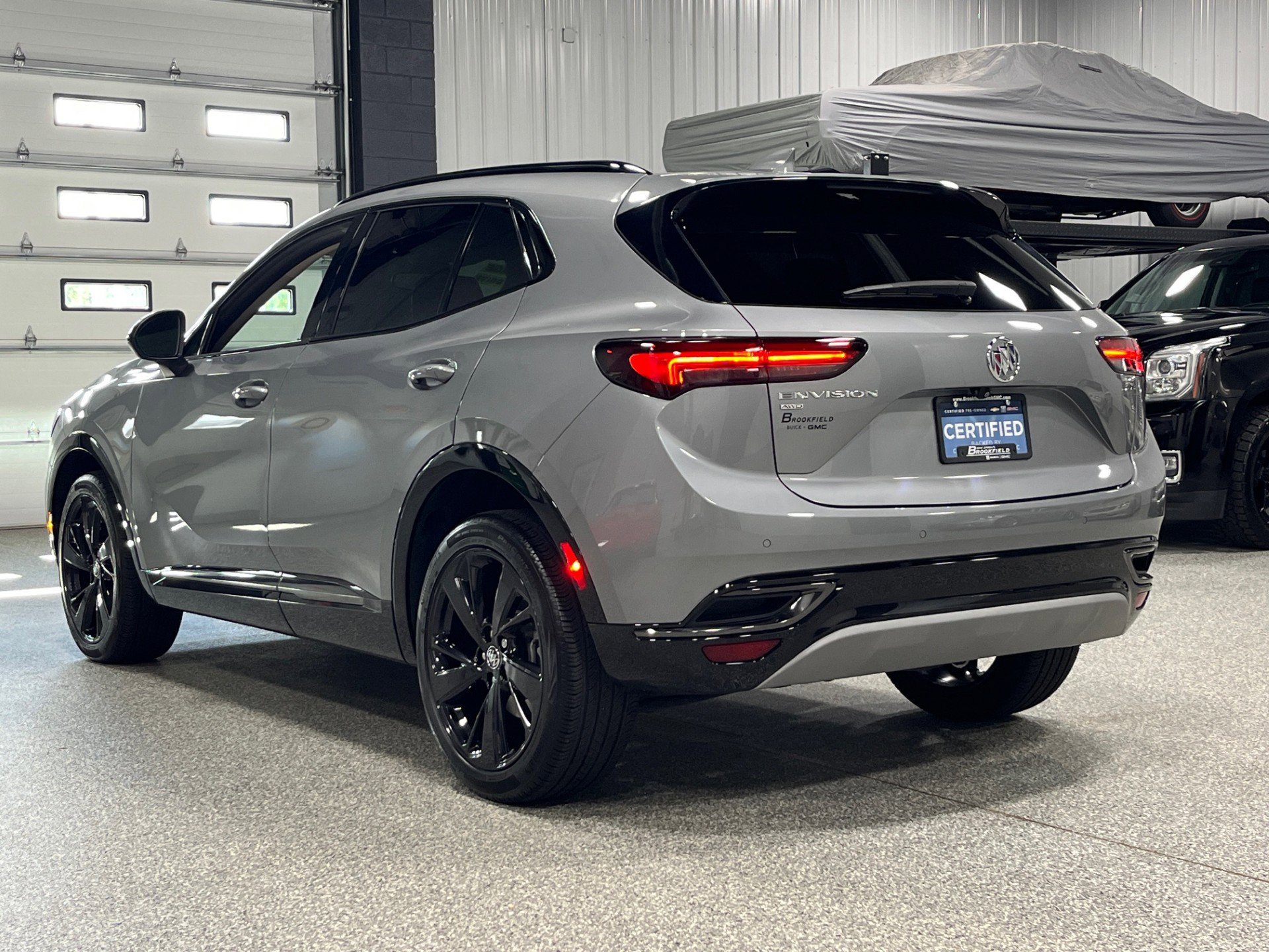 2023 Buick Envision Preferred photo 2