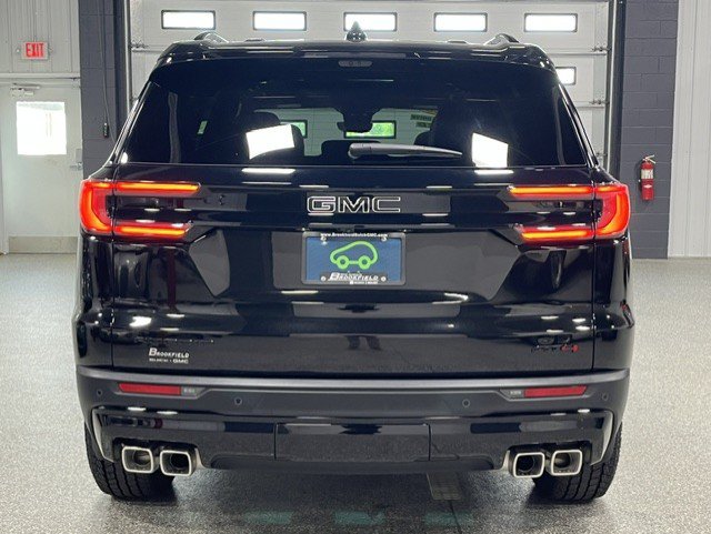 2026 GMC Acadia AT4 - Photo 4