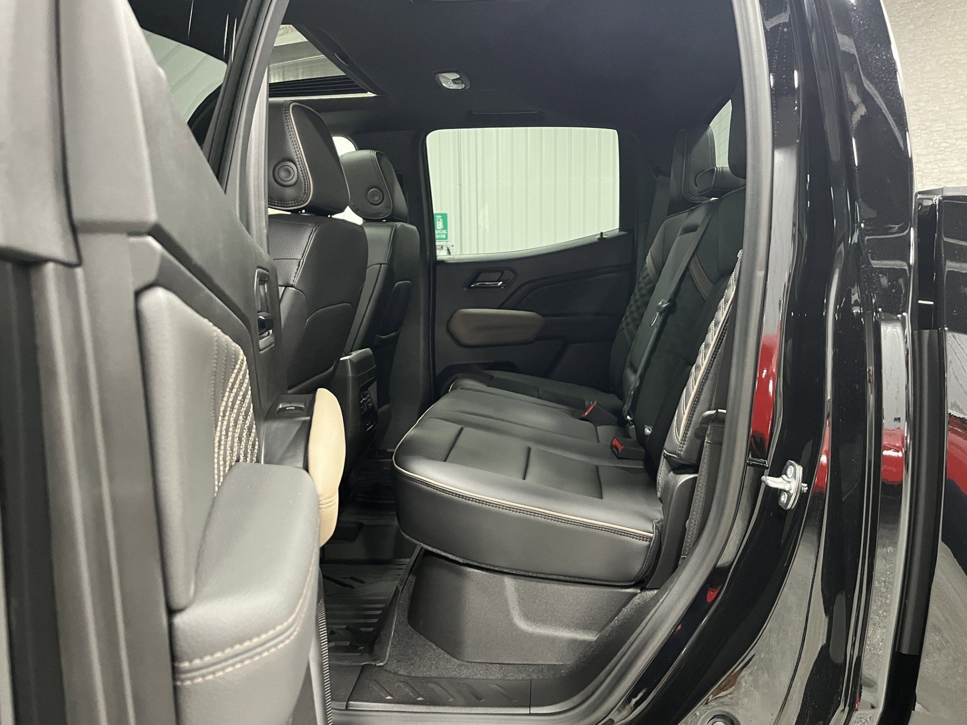 2026 GMC Canyon Denali - Photo 11