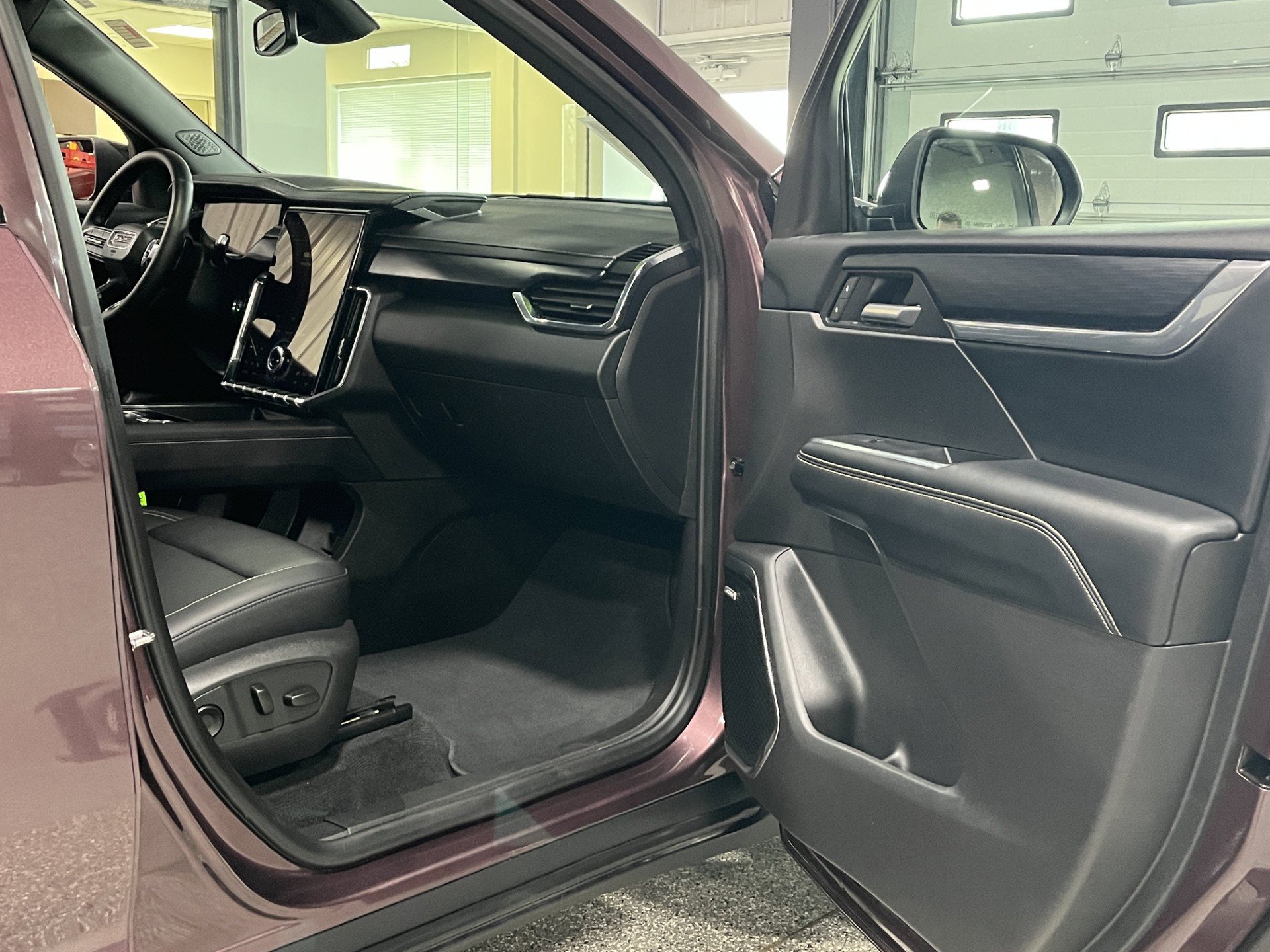 2025 GMC Acadia Elevation - Photo 7