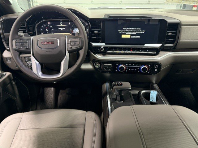 2026 GMC Sierra 1500 SLT - Photo 10