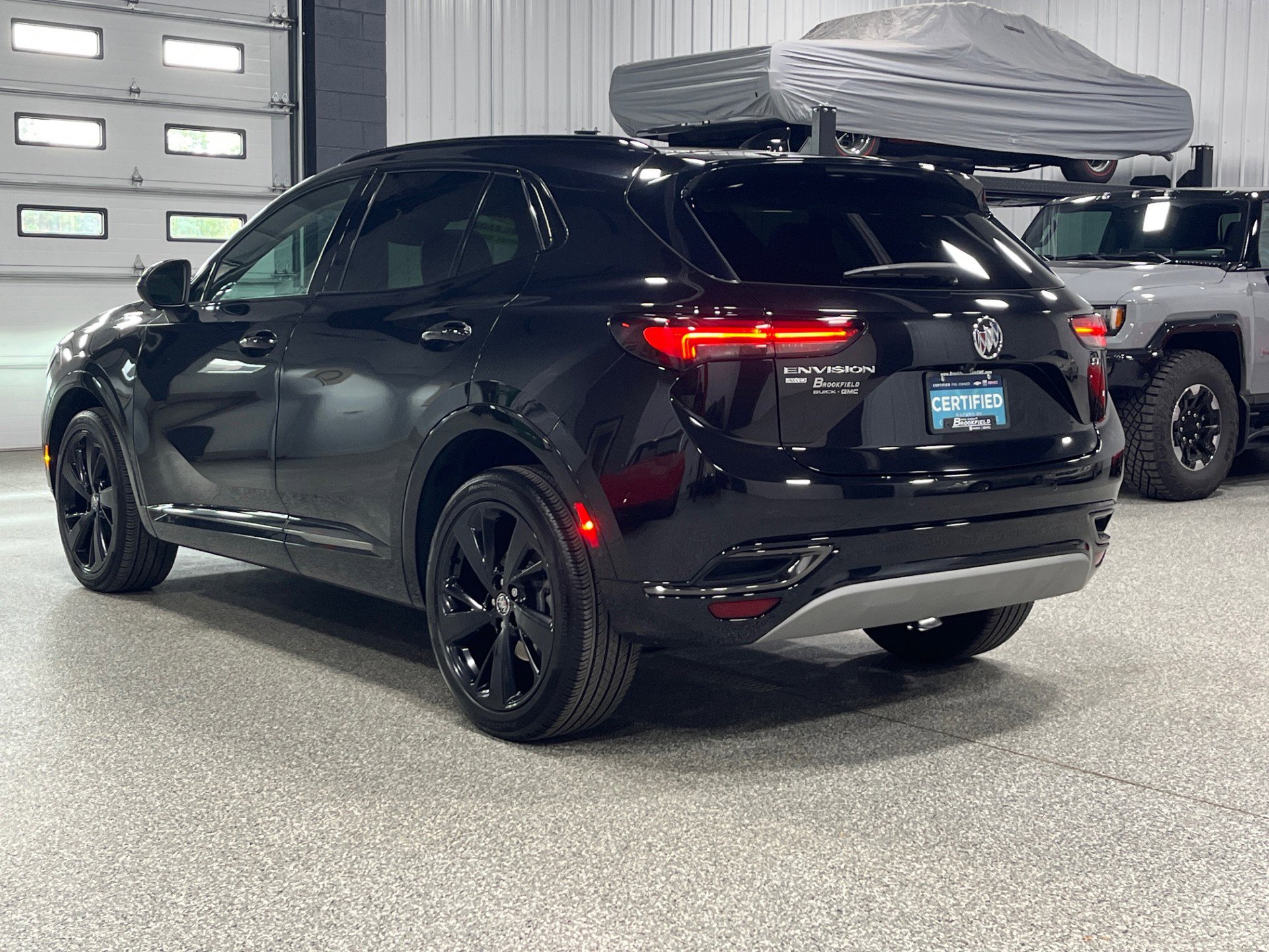 2023 Buick Envision Essence photo 3