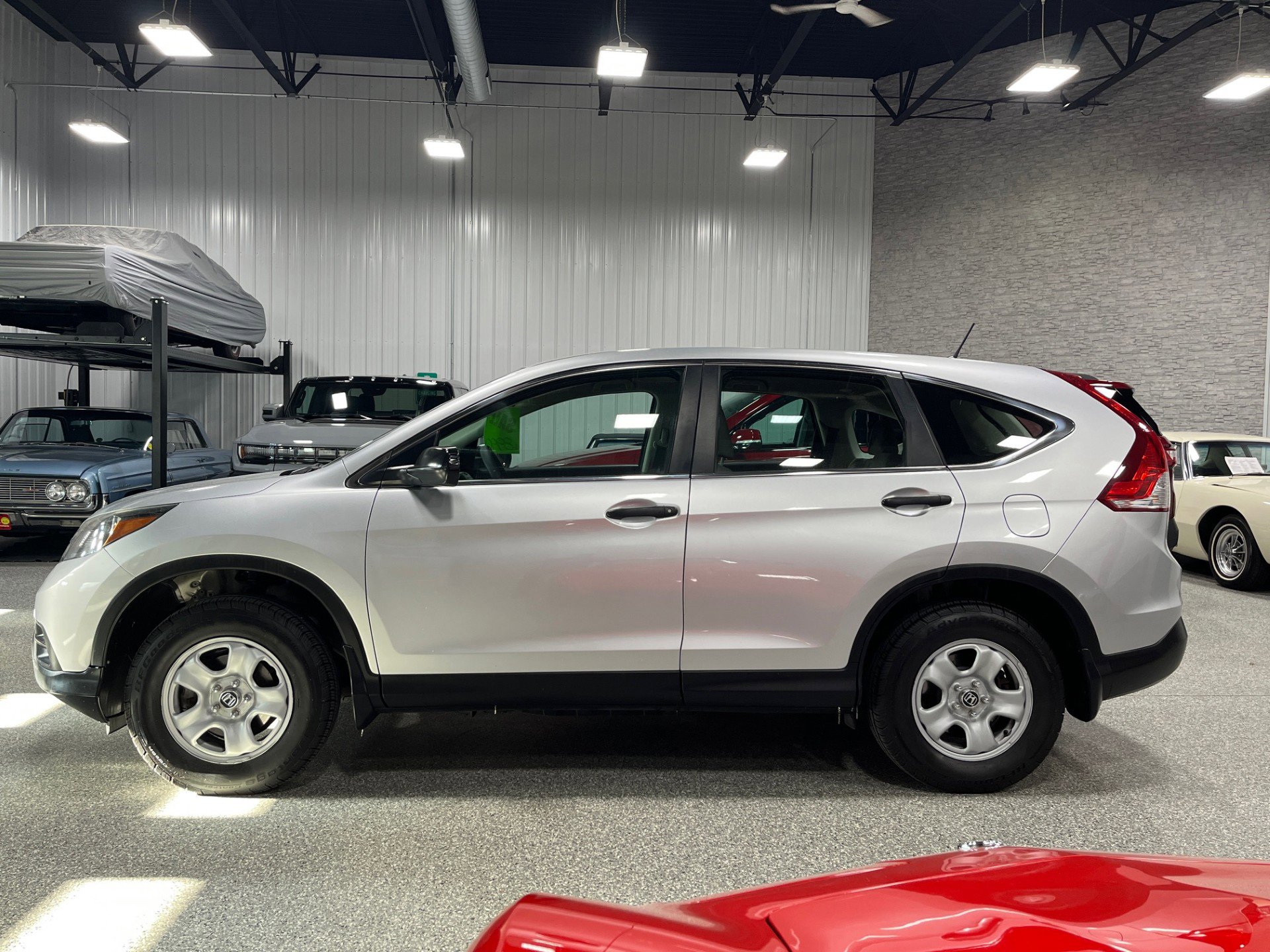 2014 Honda CR-V LX photo 2