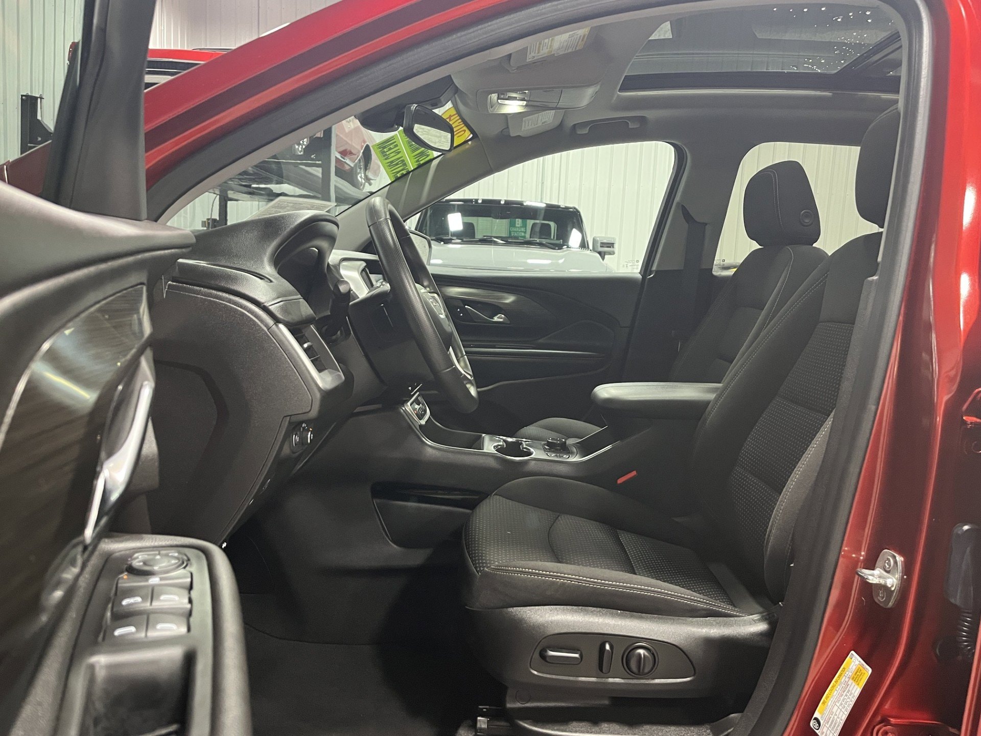 2024 GMC Terrain SLE - Photo 12