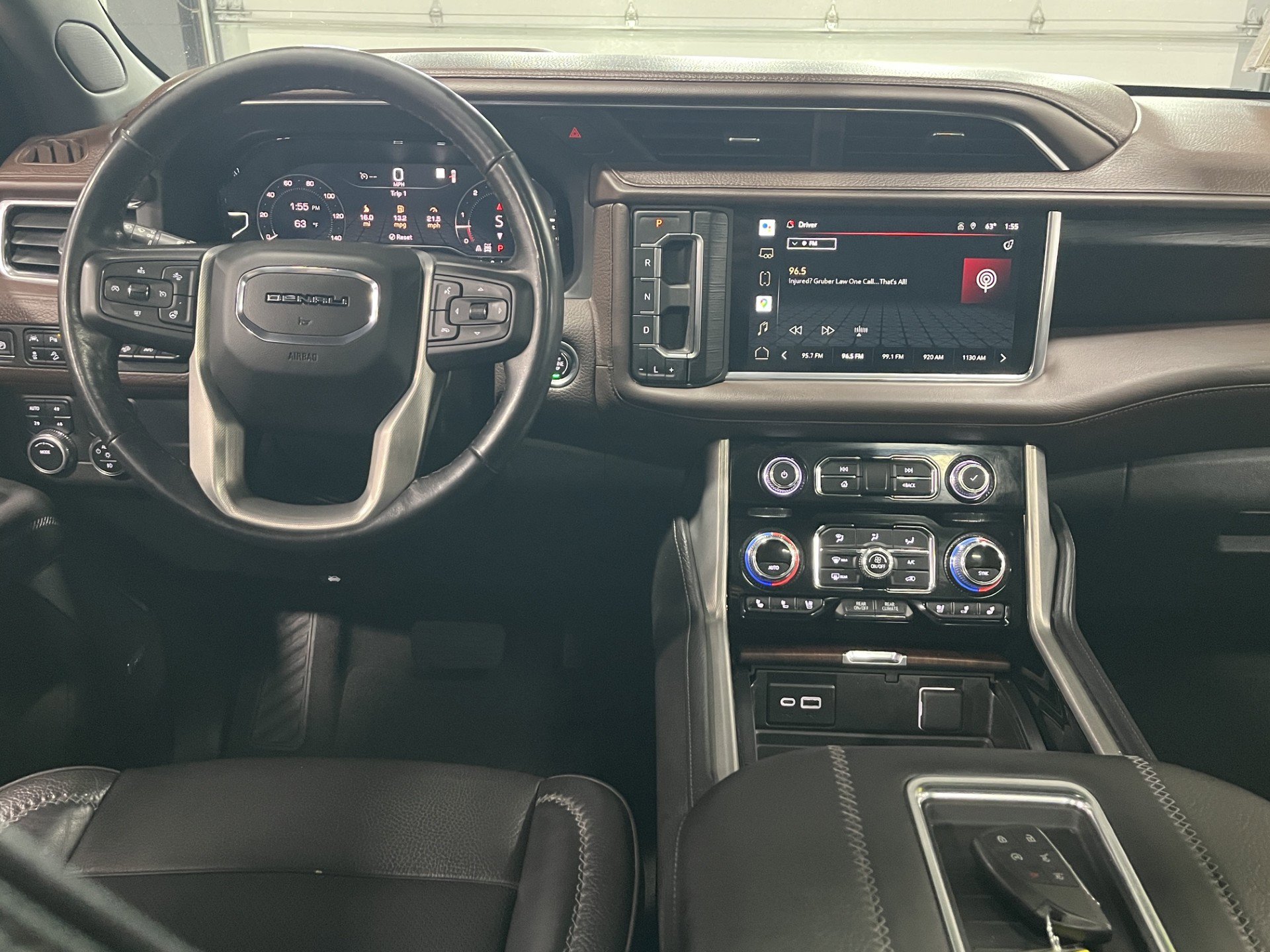 2022 GMC Yukon Denali - Photo 11