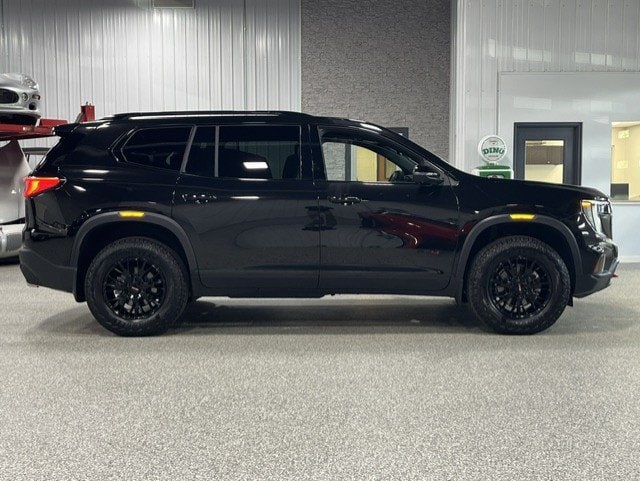 2026 GMC Acadia AT4 - Photo 6