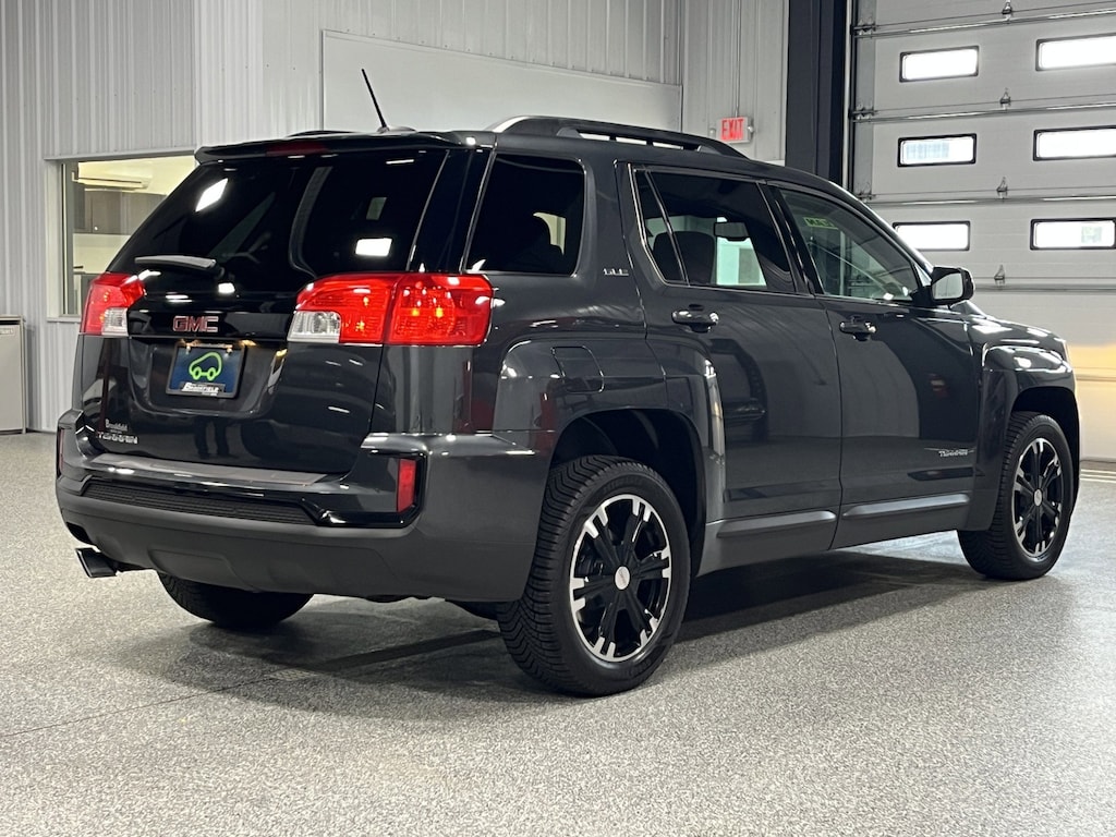 Used 2017 GMC Terrain SLE SUV