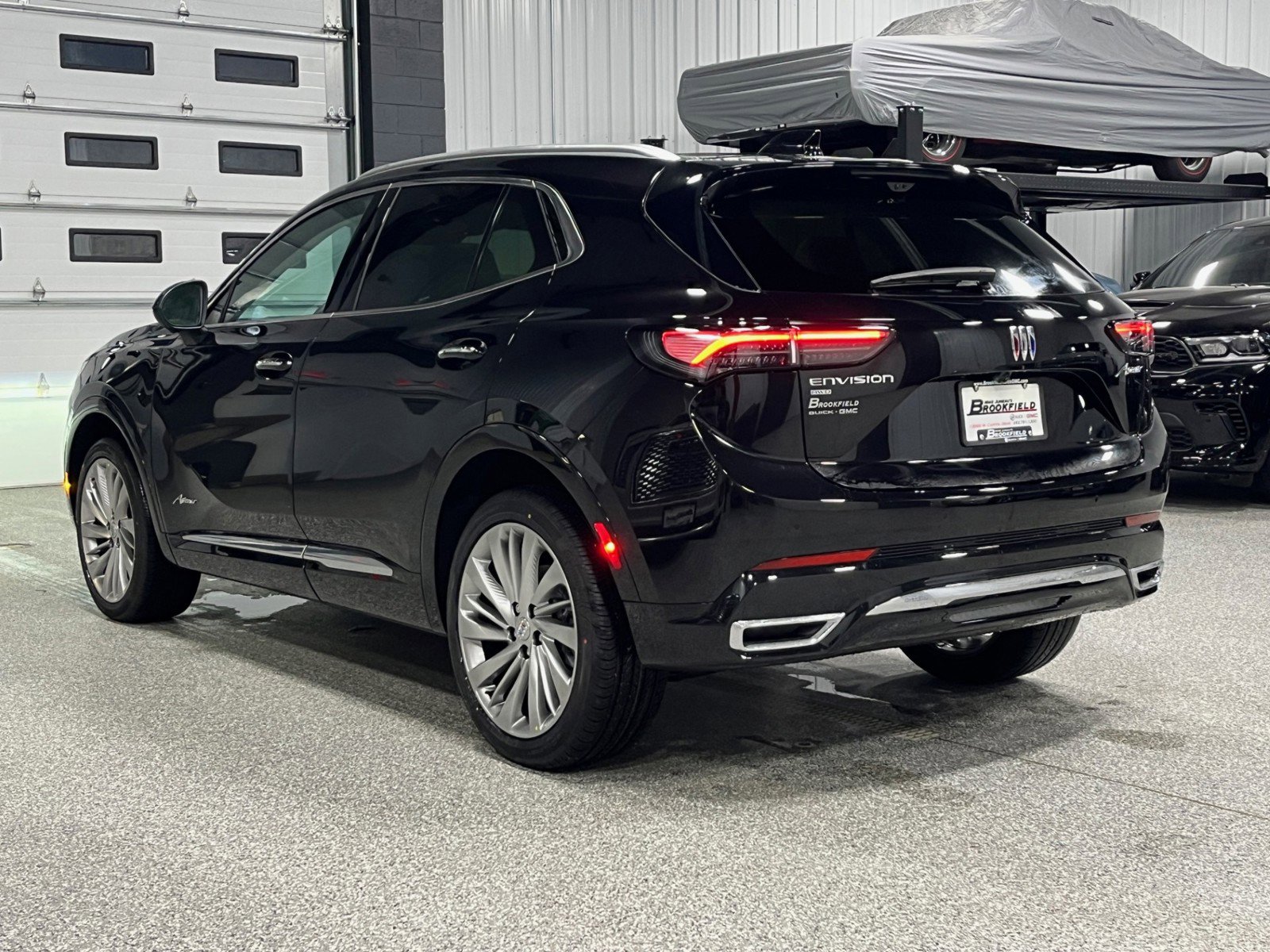 2025 Buick Envision Avenir photo 3