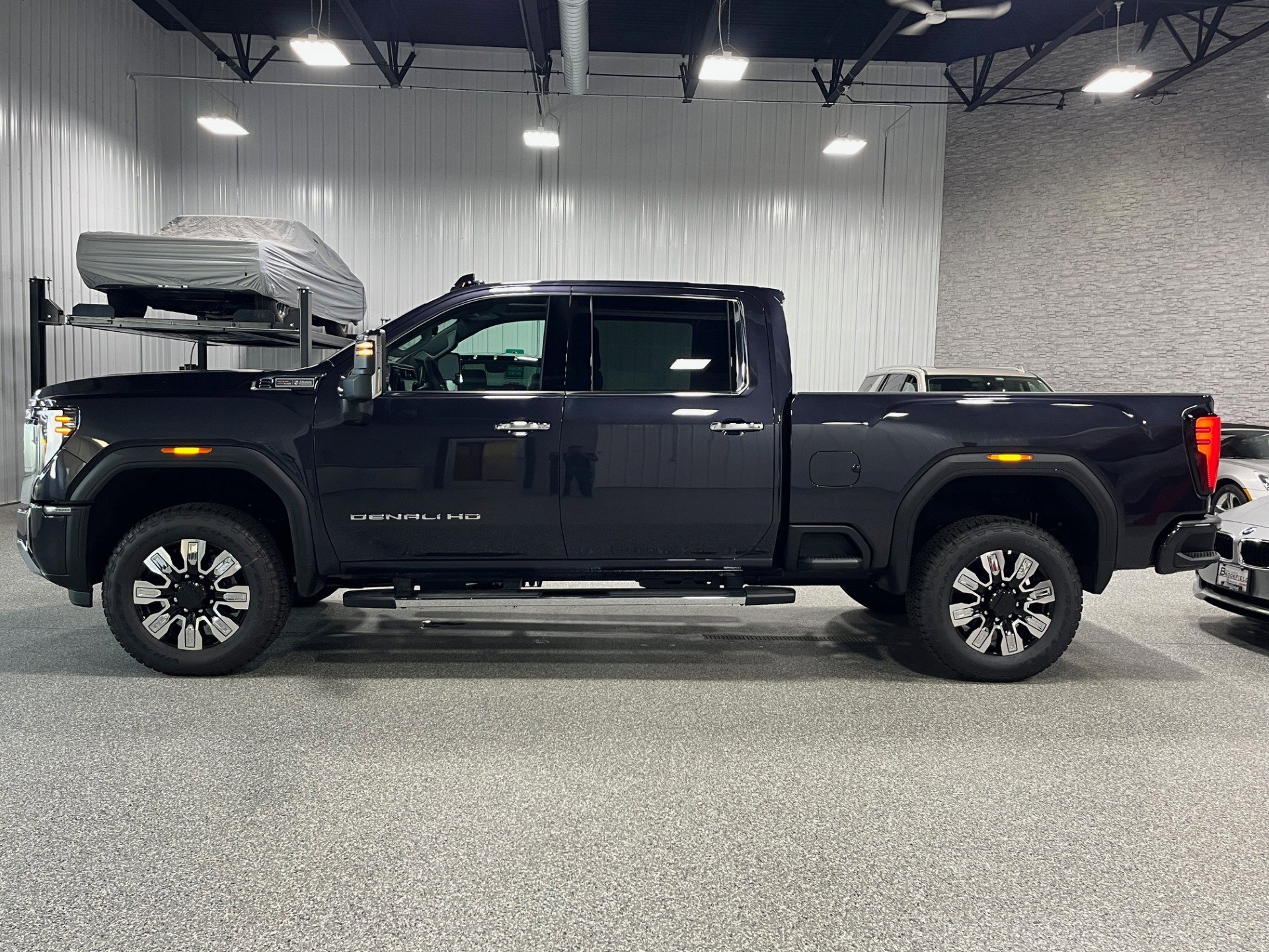 2025 Gmc Sierra 3500 HD Denali photo 2