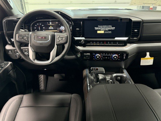 2026 GMC Sierra 1500 SLT - Photo 10
