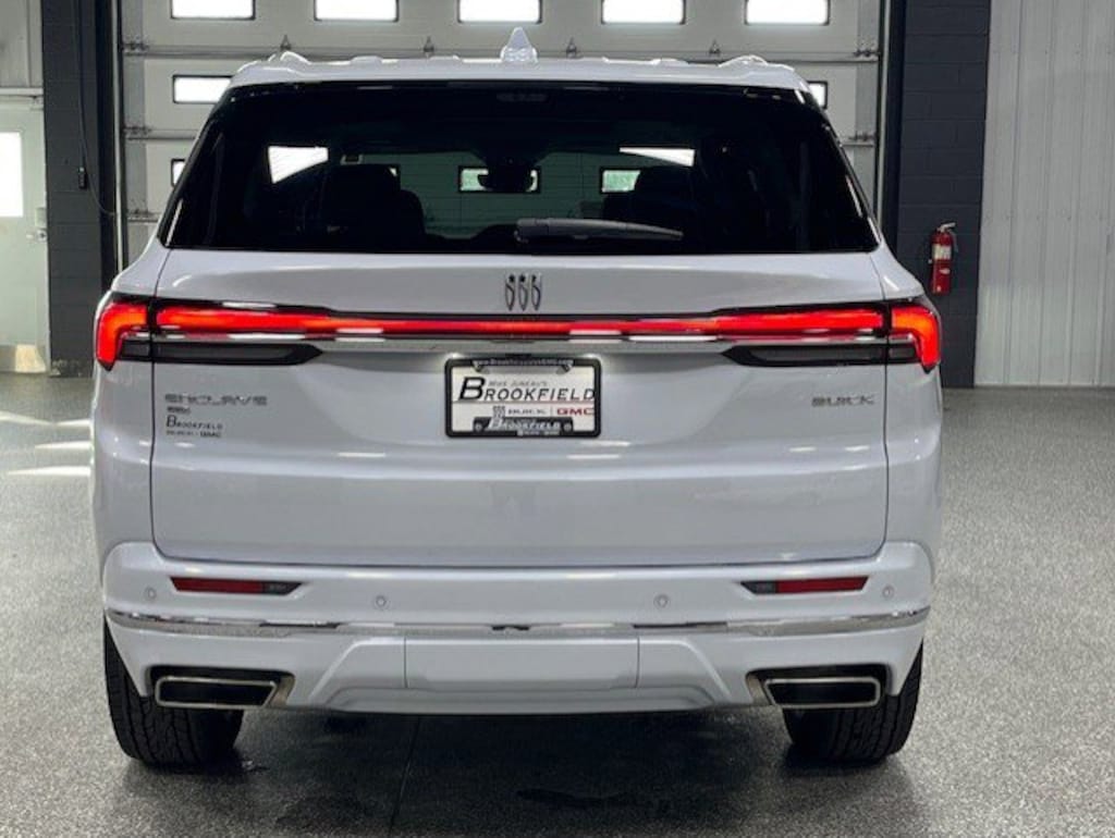 New 2026 Buick Enclave Avenir SUV