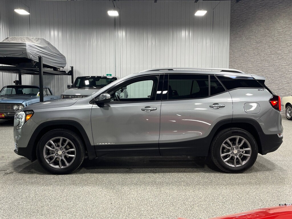 Certified 2024 GMC Terrain SLT SUV