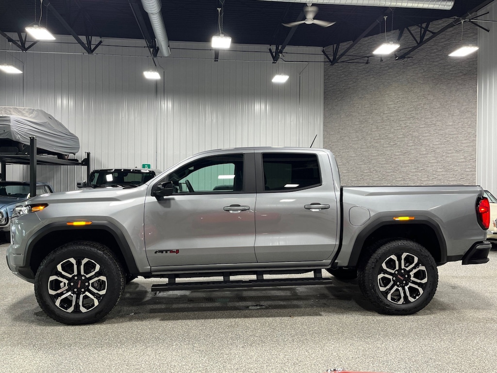New 2026 GMC Canyon AT4 Truck
