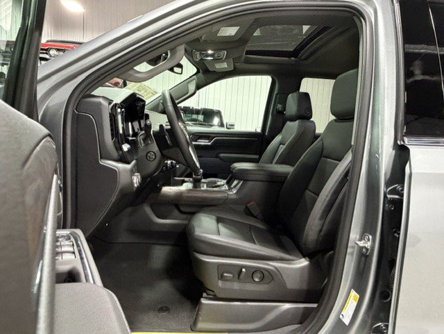 2026 GMC Sierra 1500 SLT - Photo 12