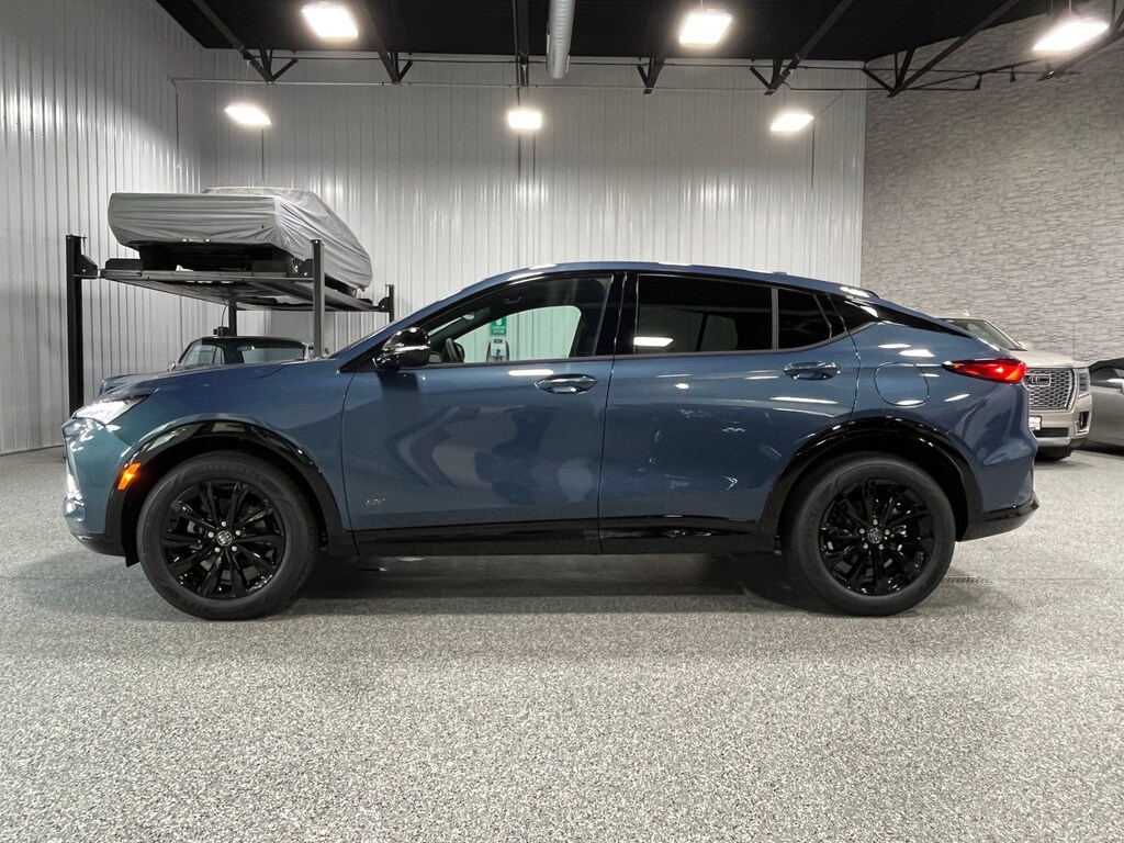 New 2025 Buick Envista Sport Touring SUV