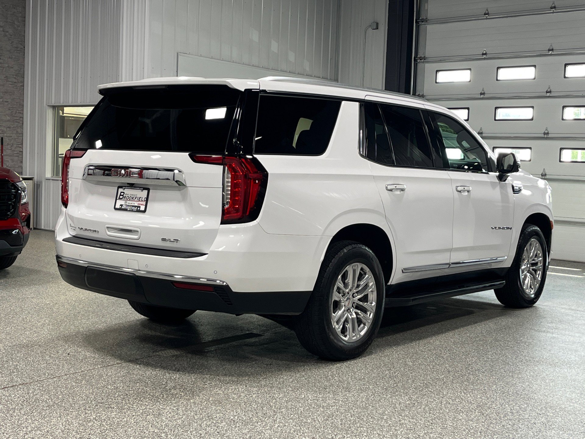 2021 Gmc Yukon SLT photo 4