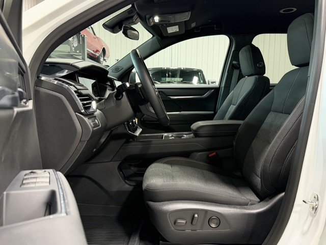 2027 GMC Acadia Elevation - Photo 11