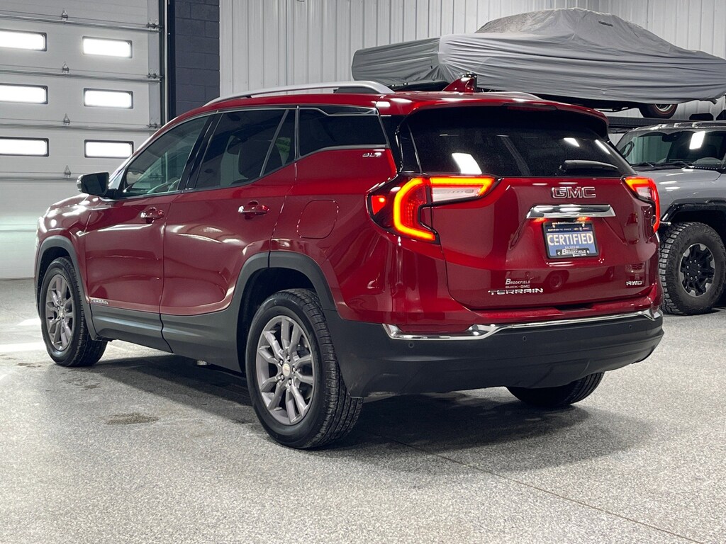 Certified 2024 GMC Terrain SLT SUV