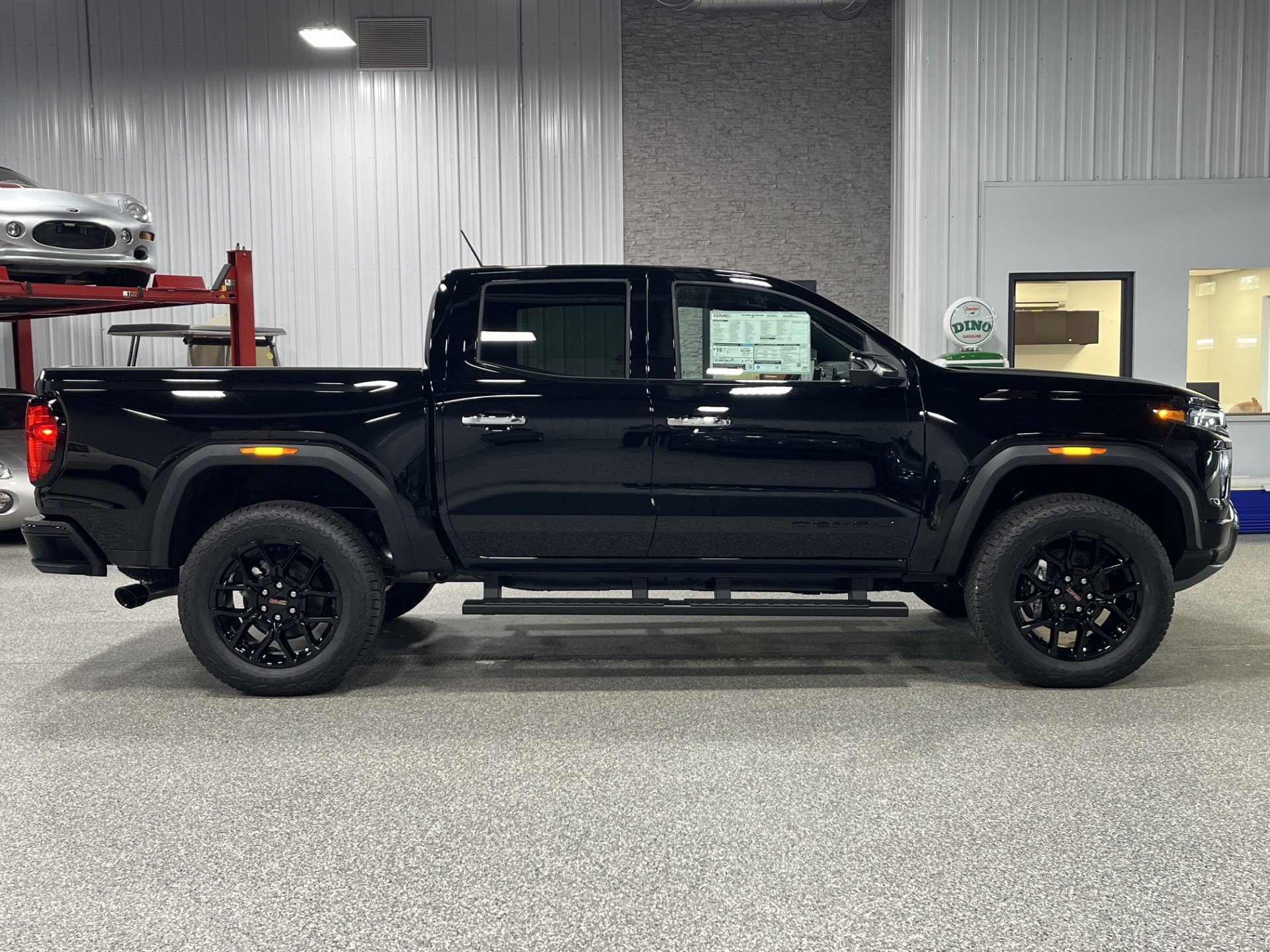 2026 GMC Canyon Denali - Photo 6