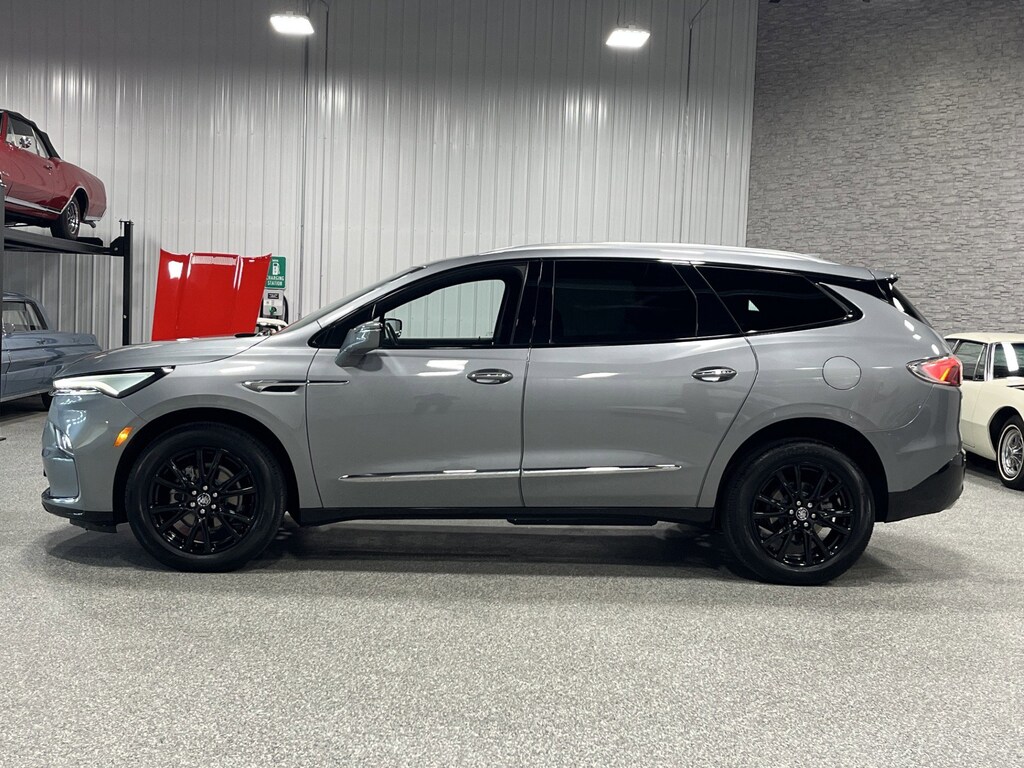 Used 2023 Buick Enclave Essence SUV