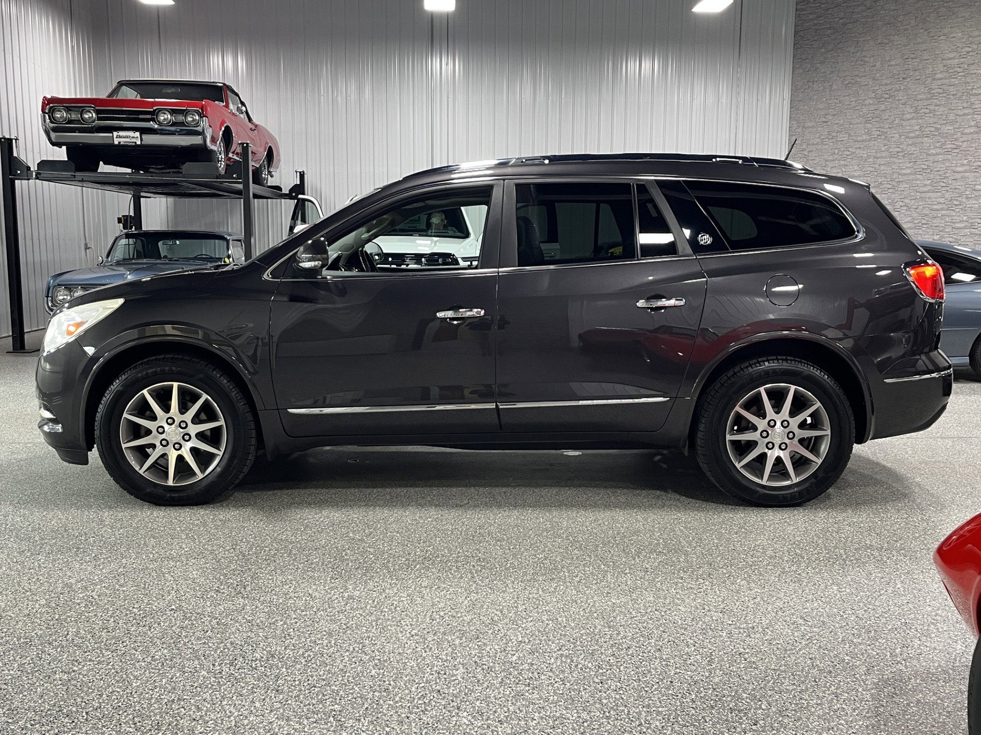 Used 2016 Buick Enclave Leather with VIN 5GAKVBKD8GJ239534 for sale in Brookfield, WI
