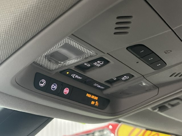 2020 GMC Acadia SLT - Photo 16