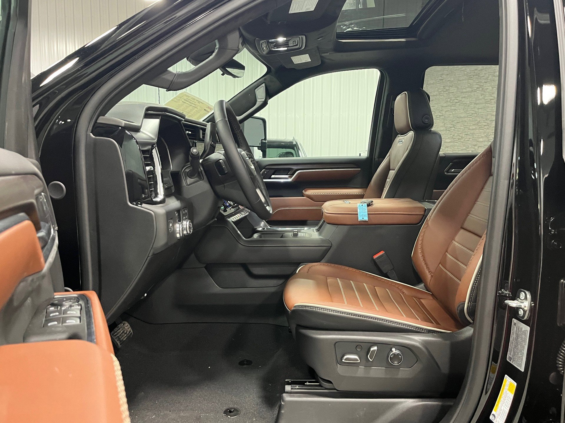 2026 GMC Sierra 3500HD Denali Ultimate - Photo 11