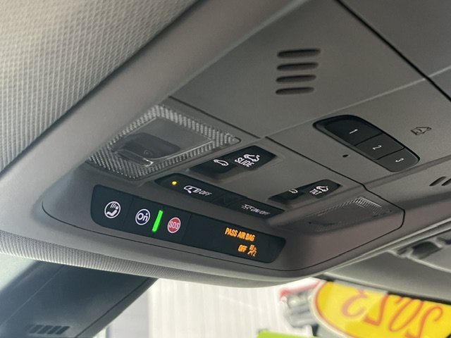 2023 GMC Acadia SLT - Photo 15