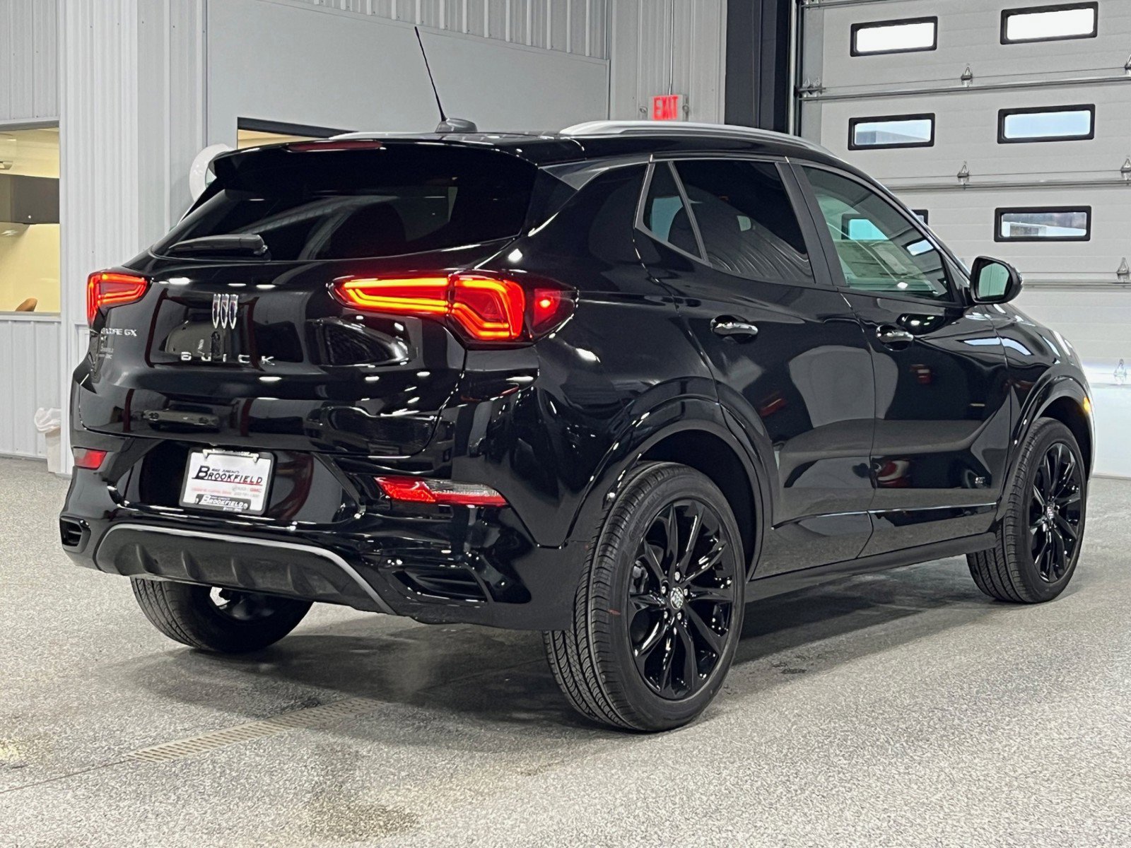 2025 Buick Encore GX Sport Touring photo 4