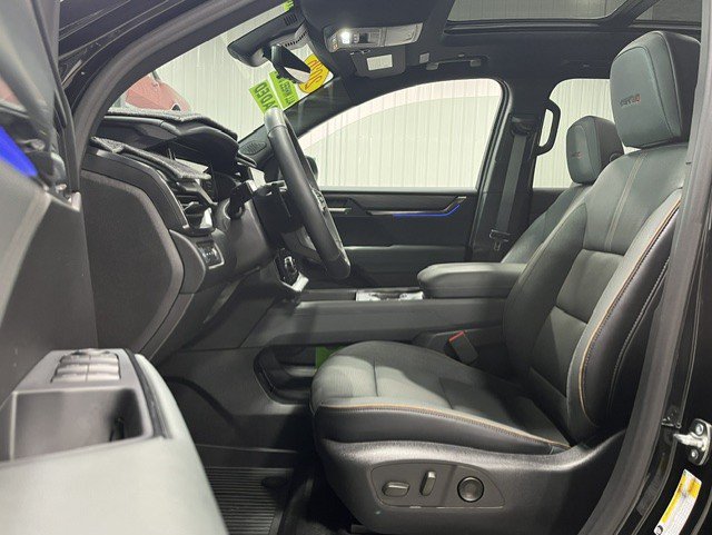 2026 GMC Acadia AT4 - Photo 13