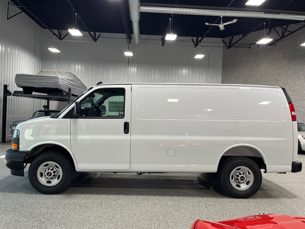 New 2025 GMC Savana Cargo 3500 Work Van Van