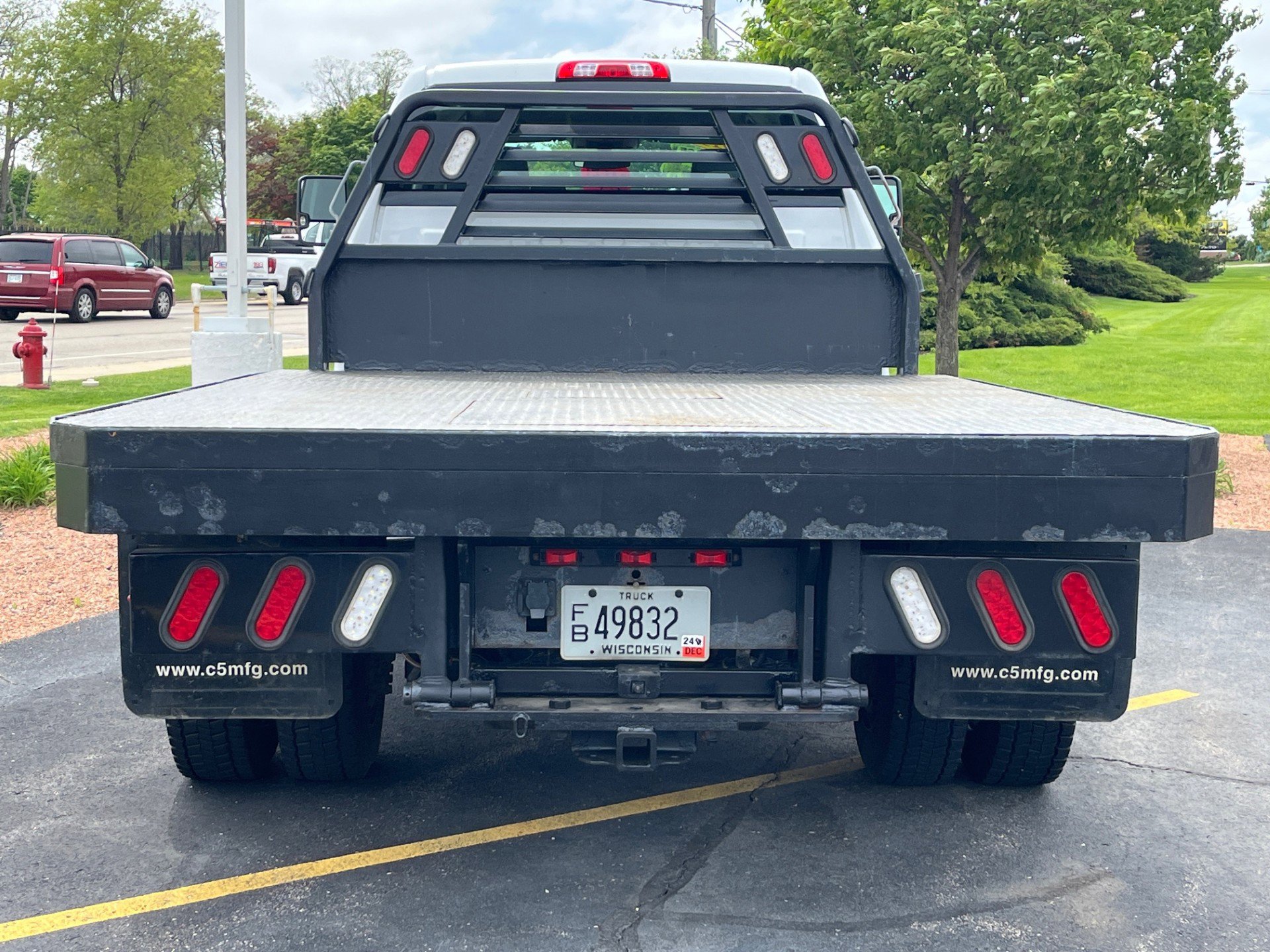 2019 Chevrolet Silverado 5500HD Work Truck photo 3