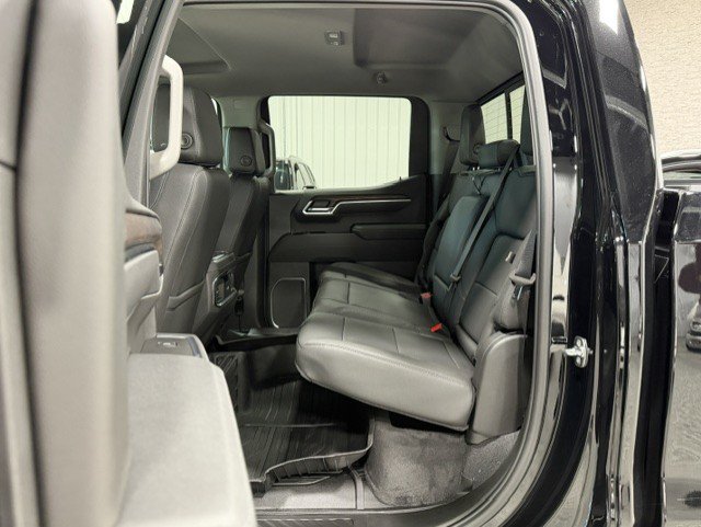 2026 GMC Sierra 1500 SLT - Photo 9