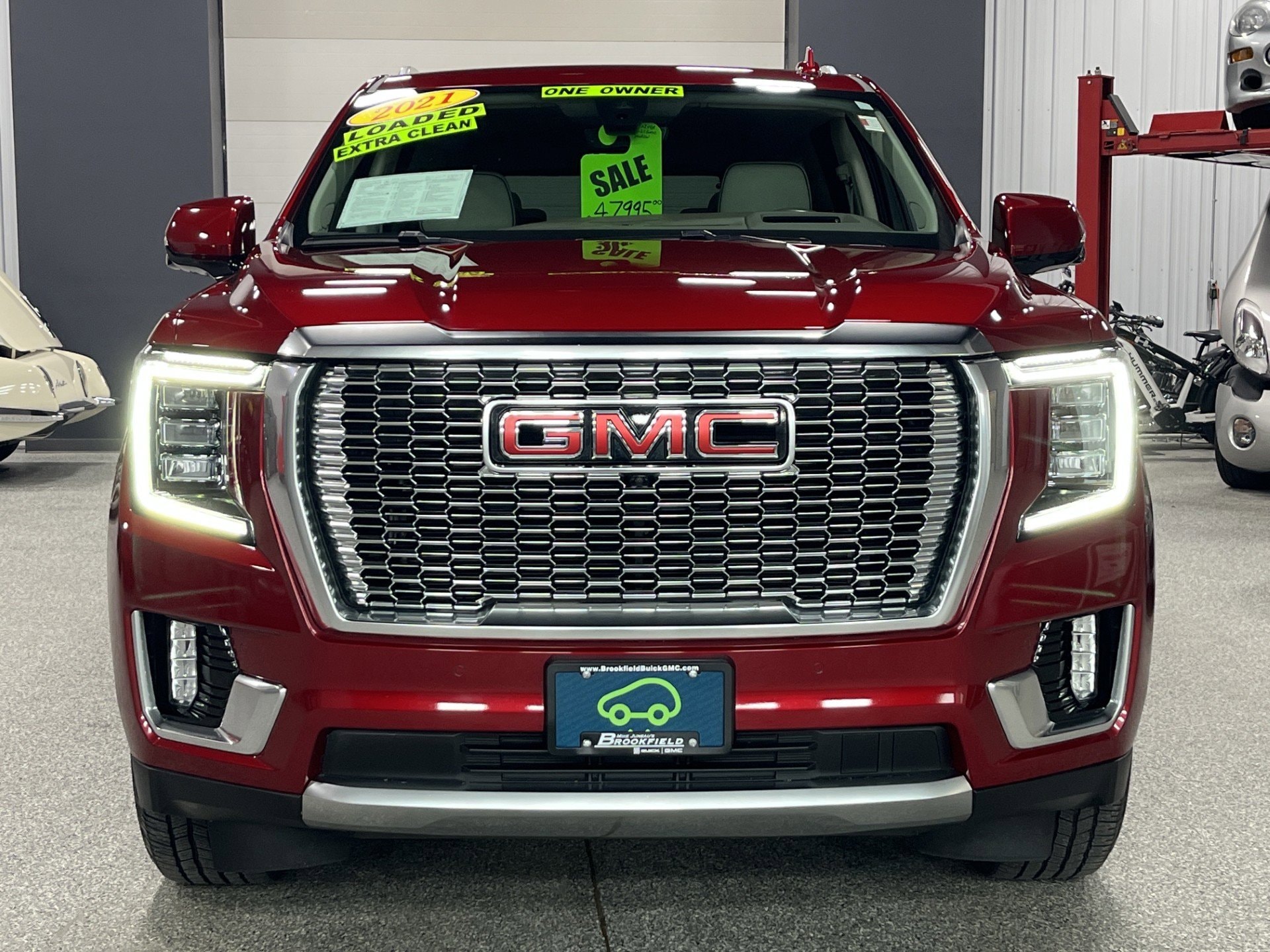 2021 GMC Yukon Denali - Photo 8