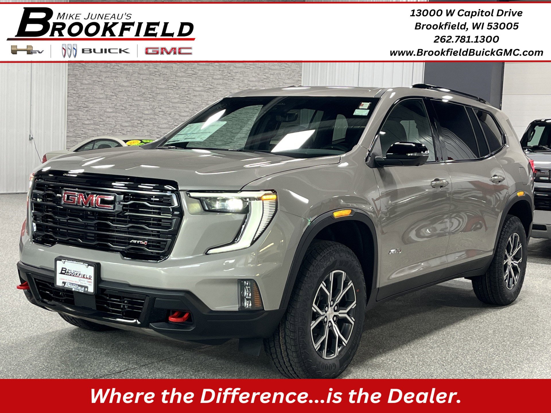 2026 GMC Acadia AT4 AWD's photo
