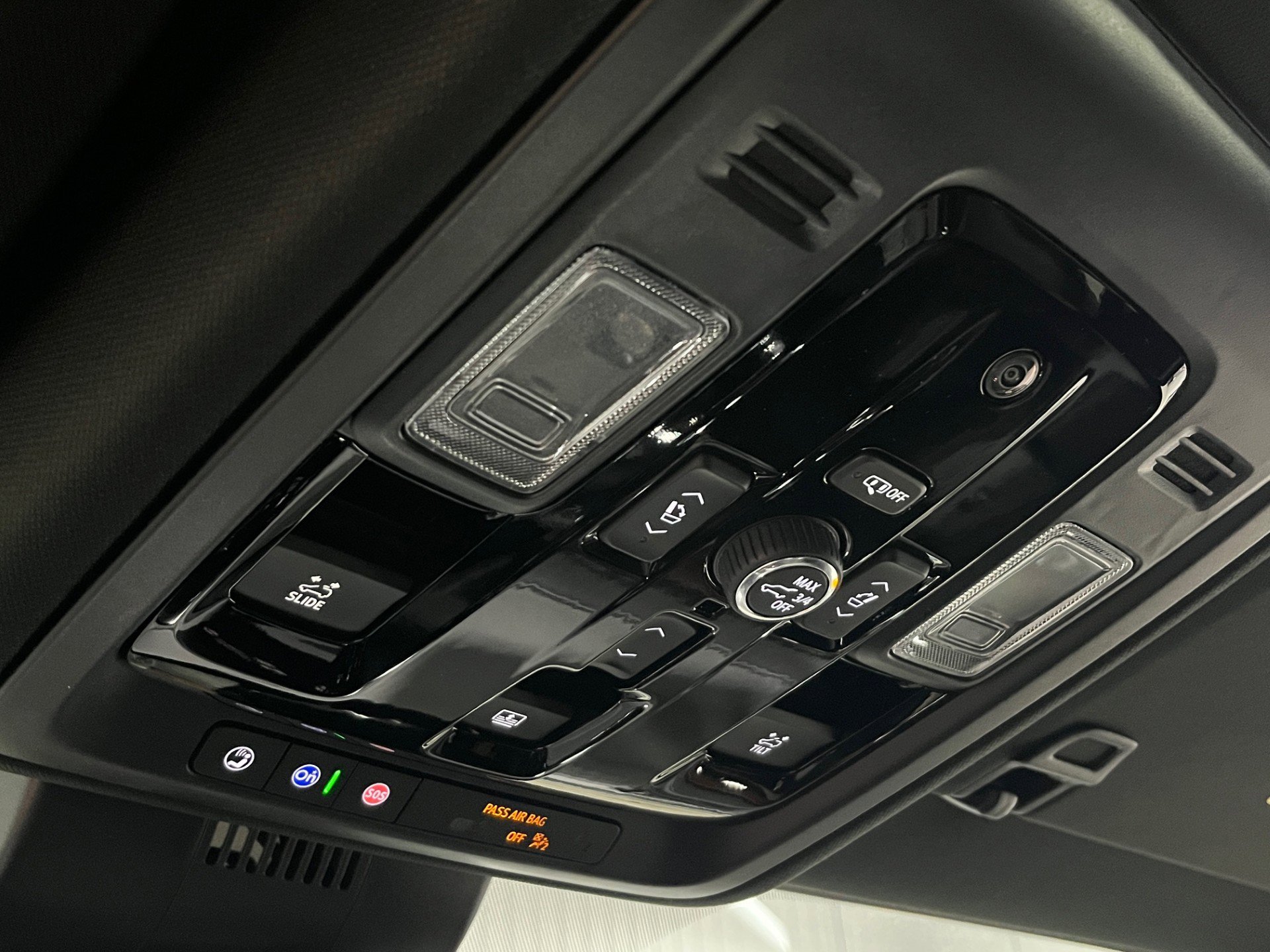 2026 GMC Yukon XL Denali - Photo 15