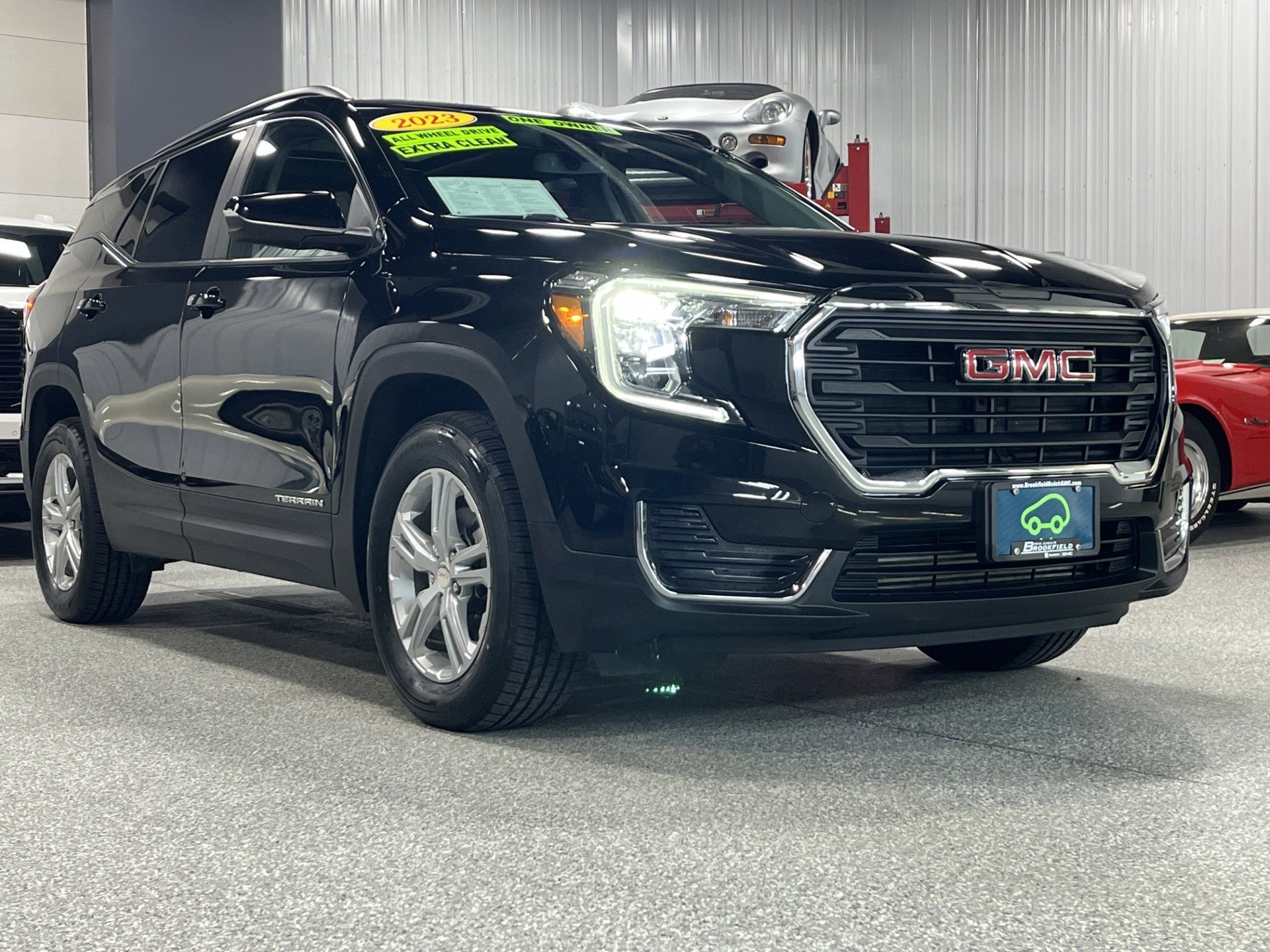2023 GMC Terrain SLE - Photo 6