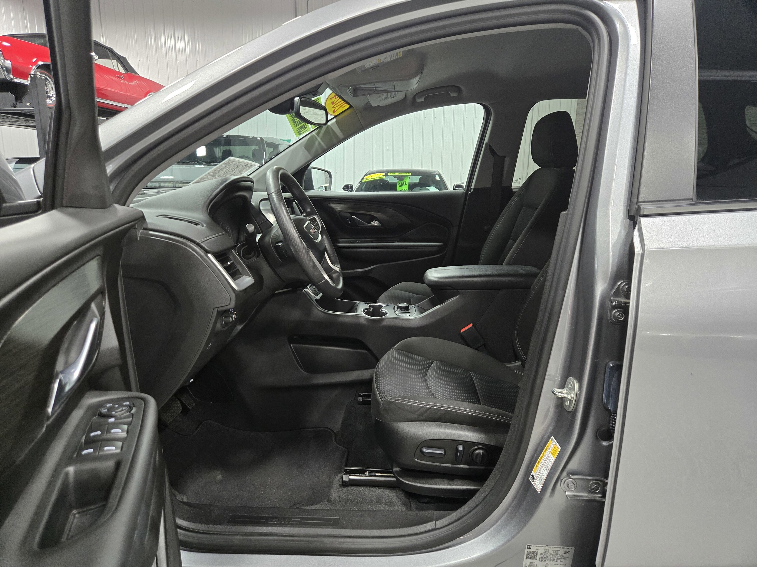 2024 GMC Terrain SLE - Photo 12