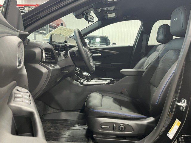 2026 Buick Envista Sport Touring - Photo 12