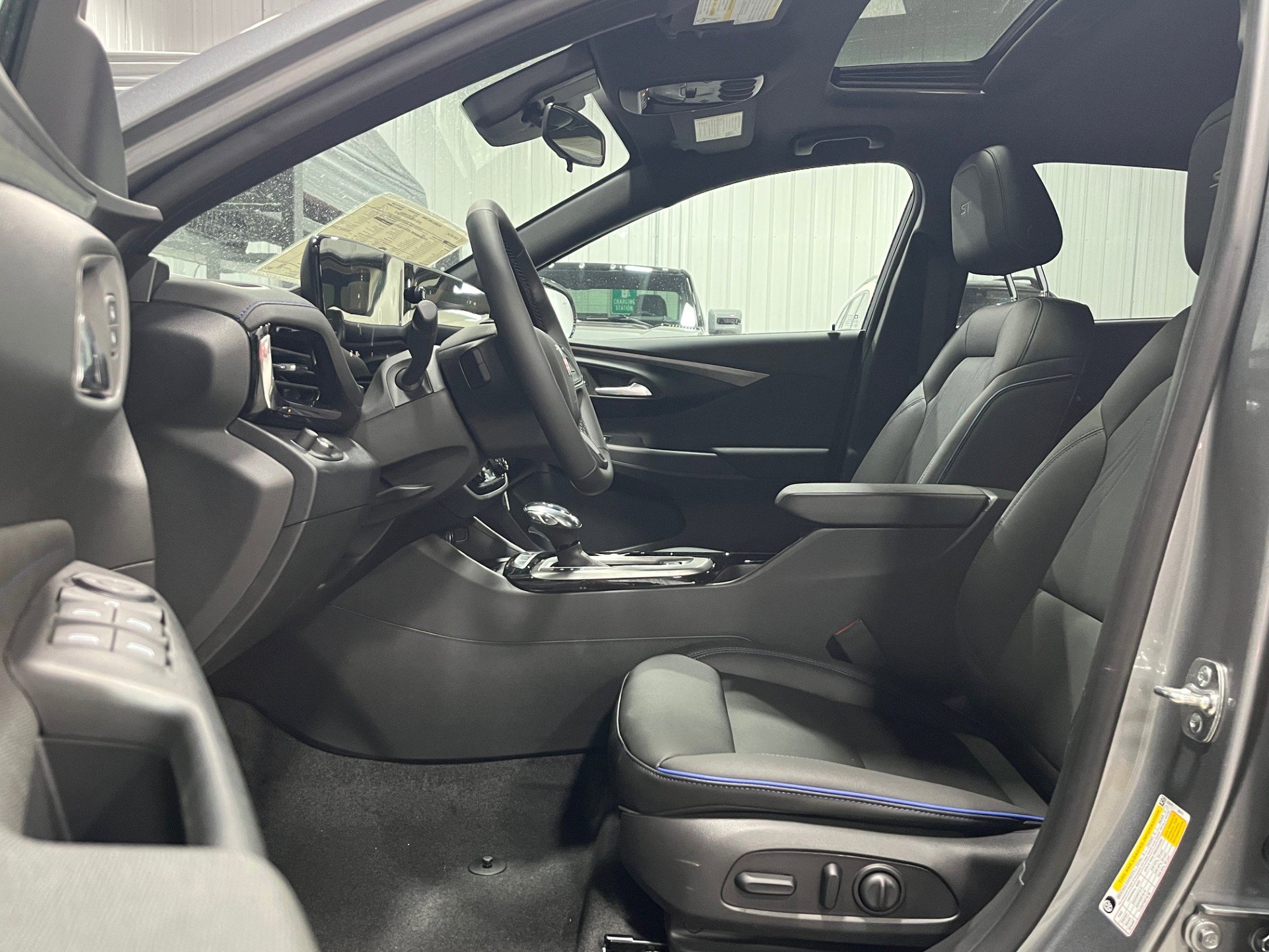 2026 Buick Envista Sport Touring - Photo 13
