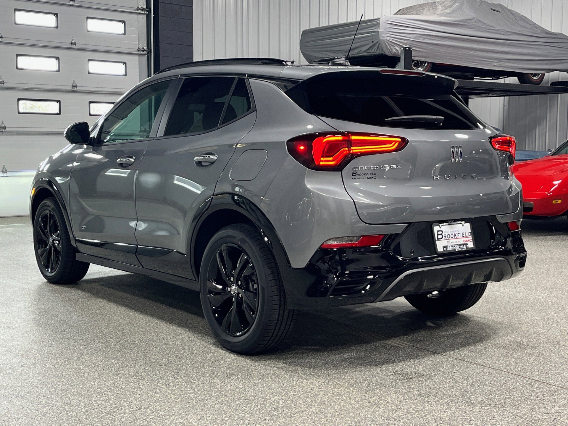2025 Buick Encore GX Sport Touring photo 3